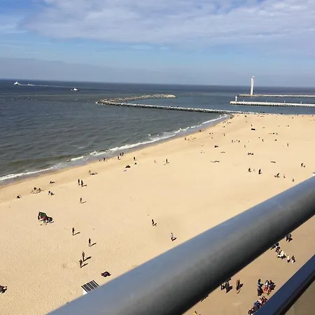 Seafront Apartment *